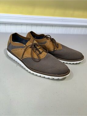 Men's Johnson and Murphy Two-Tone Casual Derby Lace-Up in Brown and Tan